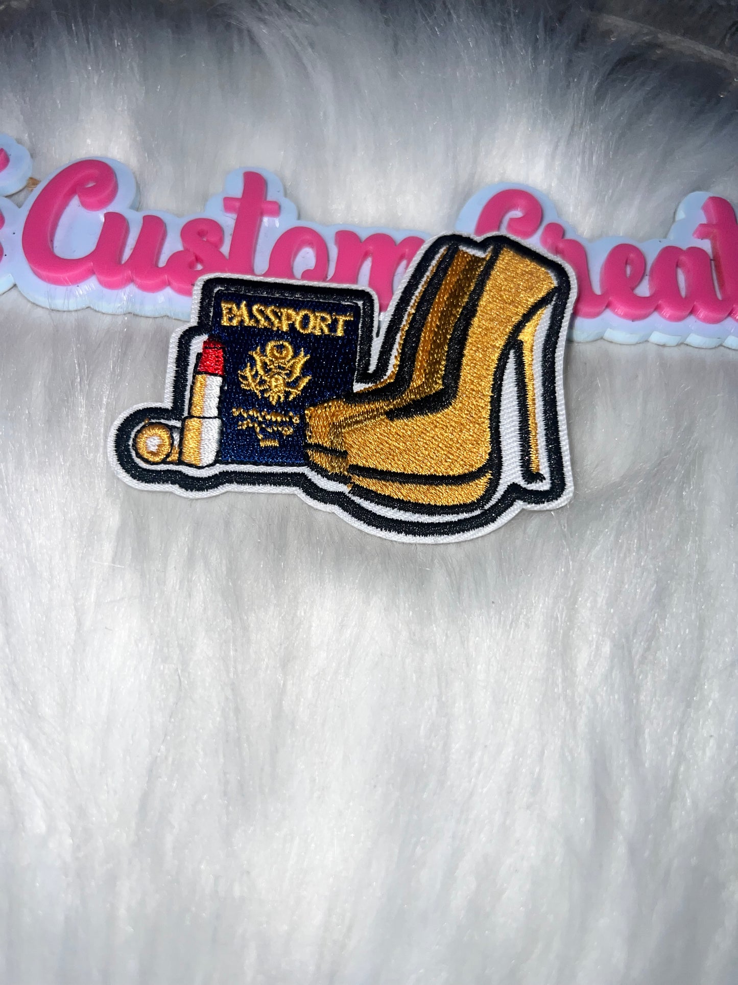 Passport & Heels Patch – Gold Shoes + Passport + Lipstick