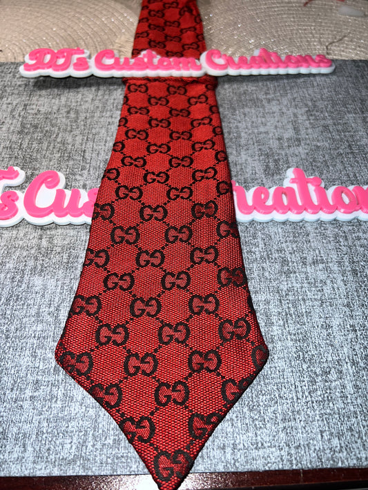 Red Geometric Necktie – Luxe Statement Tie