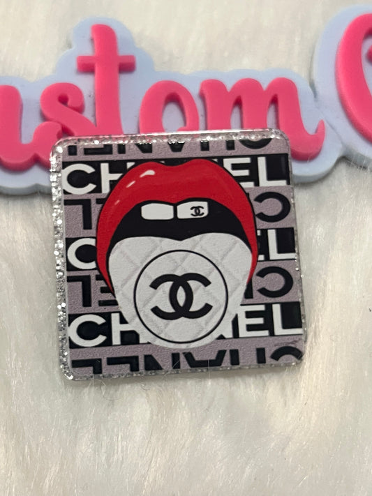 Black White Tongue CC