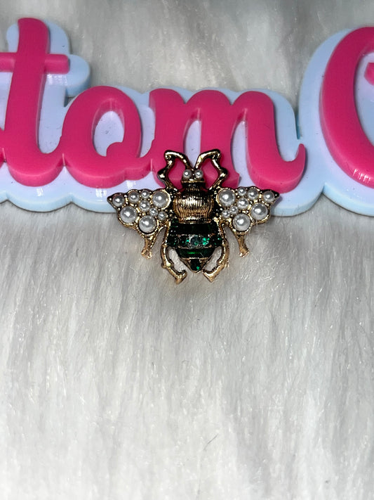 💚 Green Bee Metal Charm (Small)