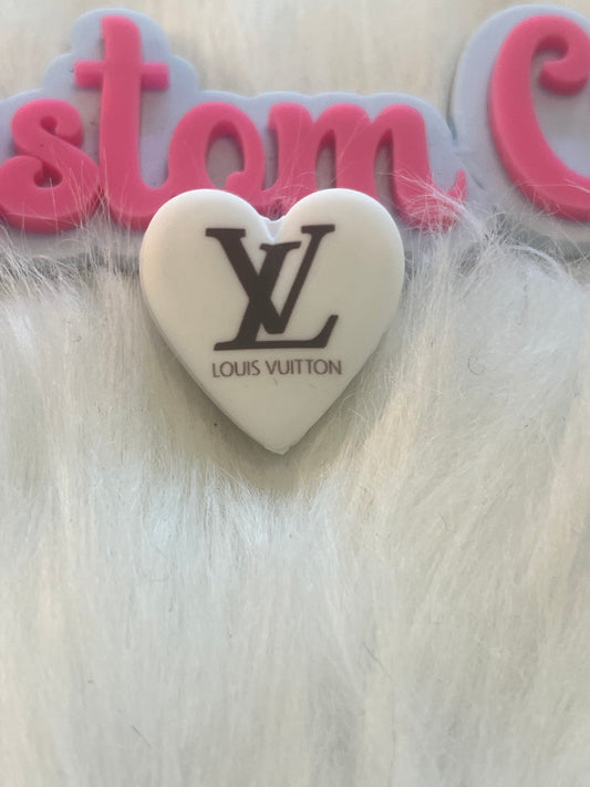 Black White Heart LV Focal