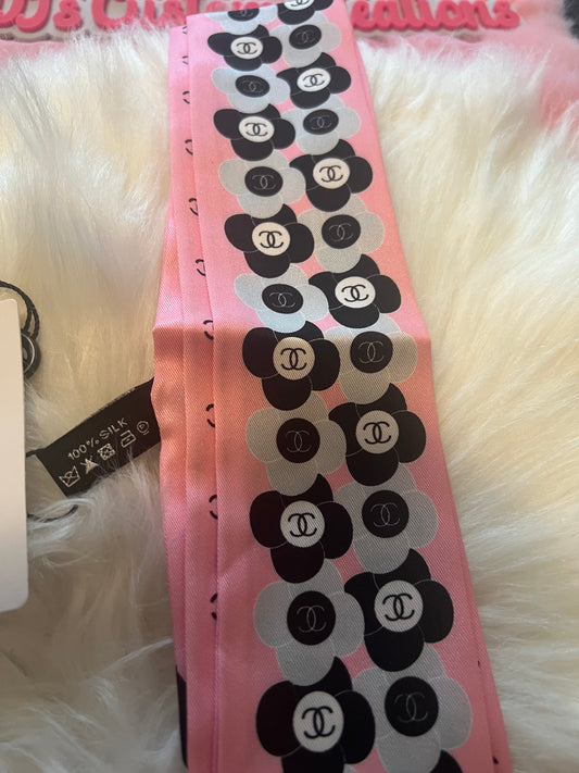 Luxe Floral Ribbon Twilly Scarf – Pink