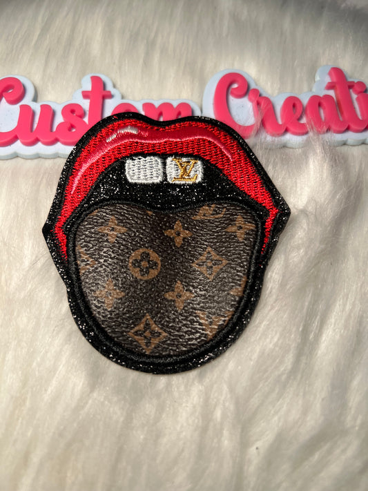 Brown LV Red lips