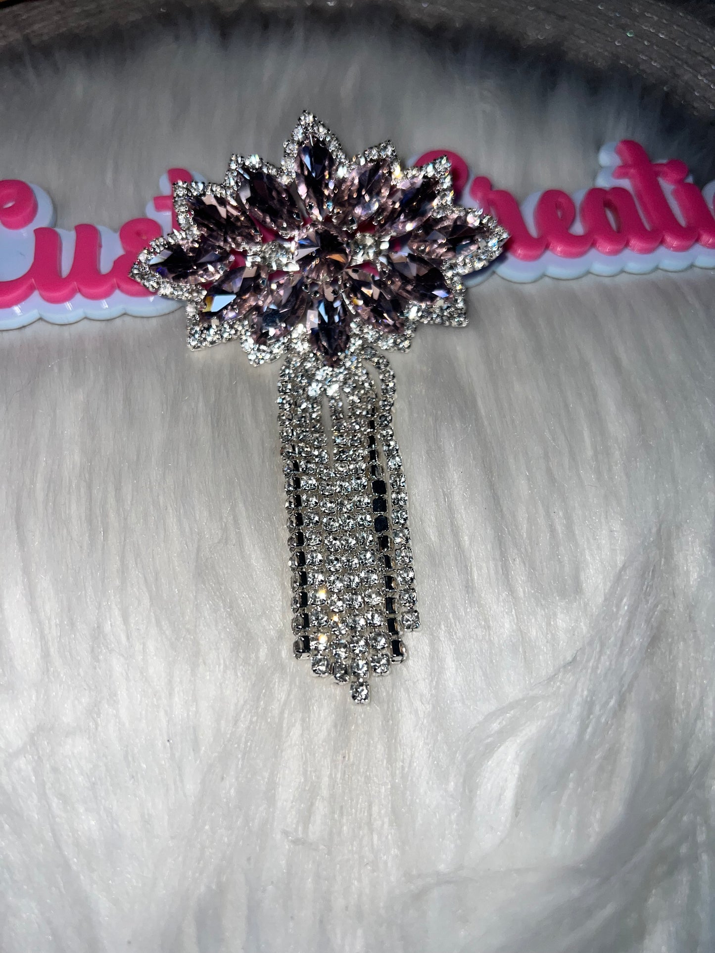 💜🌸Pink Crystal Flower Brooch Pin with Fringe