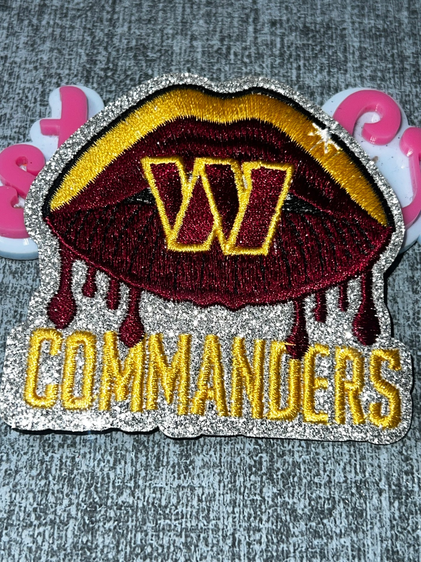 Burgundy & Gold Lips Embroidered Patch – Glitter Fan Iron On Applique