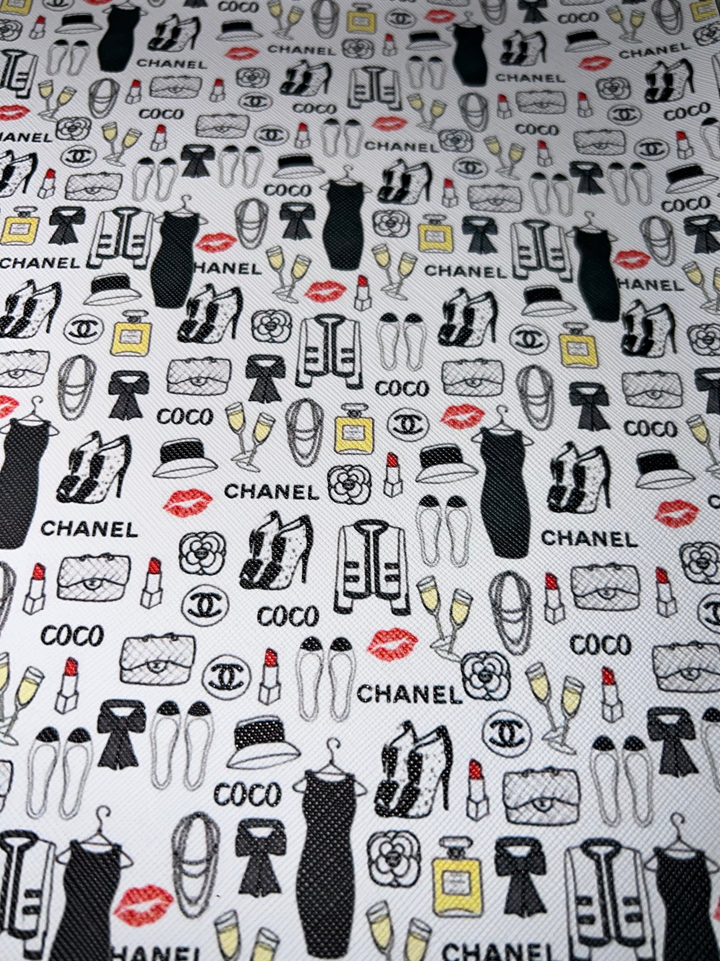 Chic Fashion Icons Faux Leather Sheet – 9x12