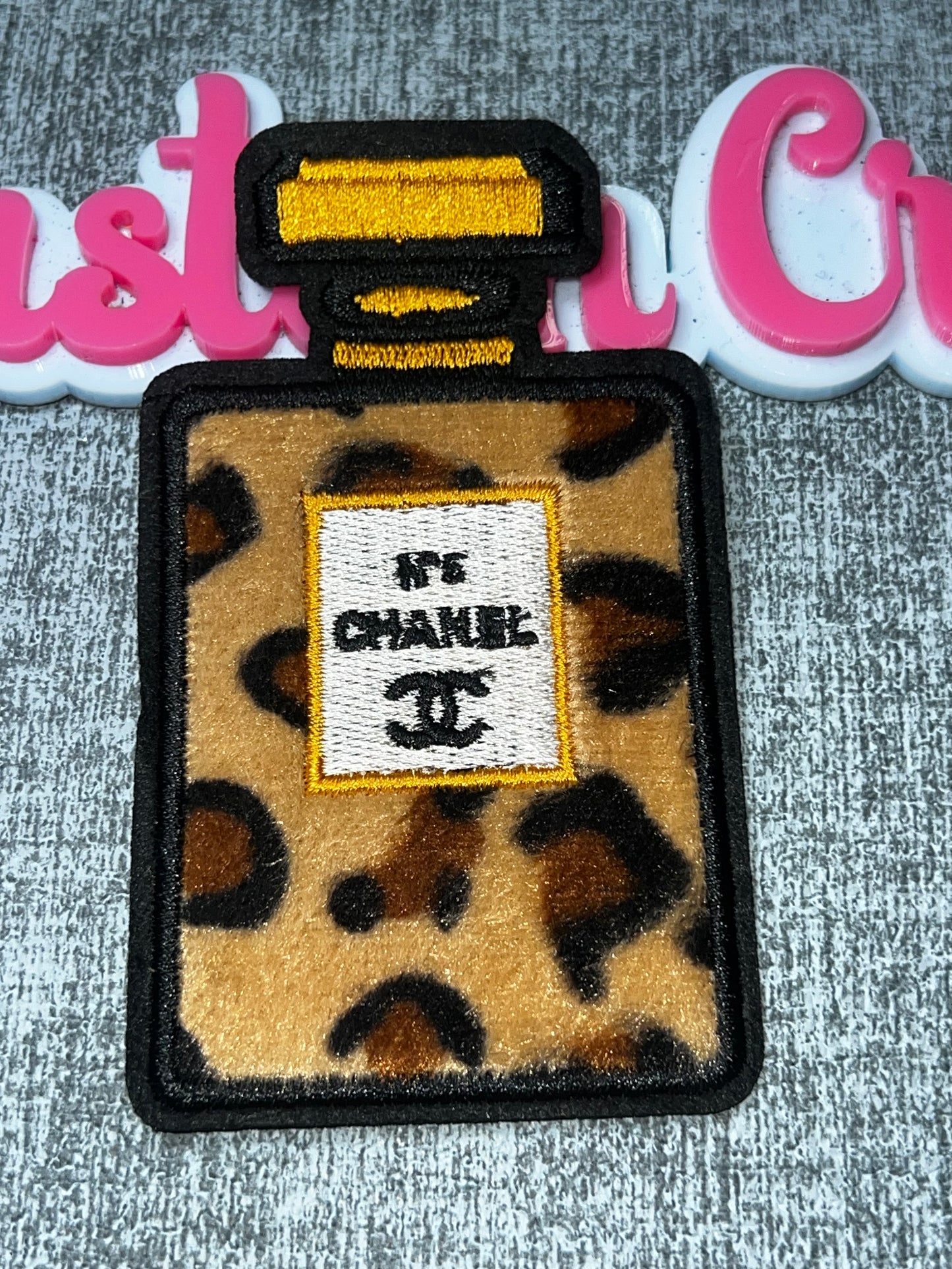 Leopard Print Perfume Bottle Embroidered Patch – Fashion Decorative Applique