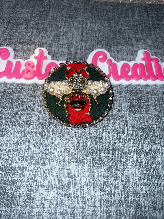 Luxe Pearl Bee Brooch Pin – Rhinestone Statement Fashion Pin