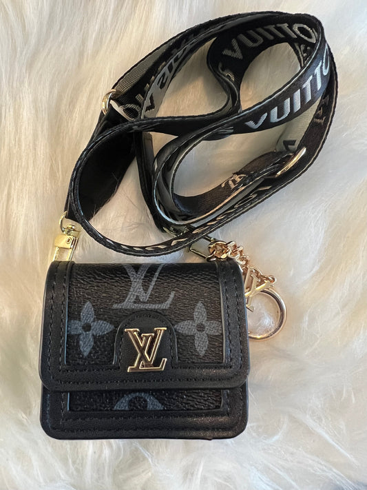 Black Gold LV Air Pod holder with keychain