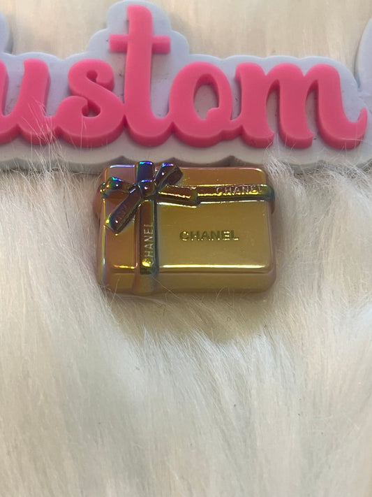 CC Tan Gift-box Focal