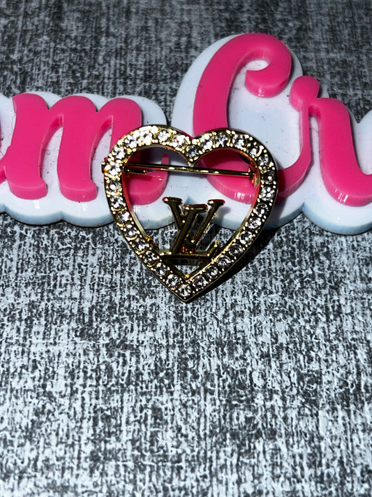 Rhinestone Heart Letter Brooch Pin Gold Tone – Sparkle Fashion Brooch