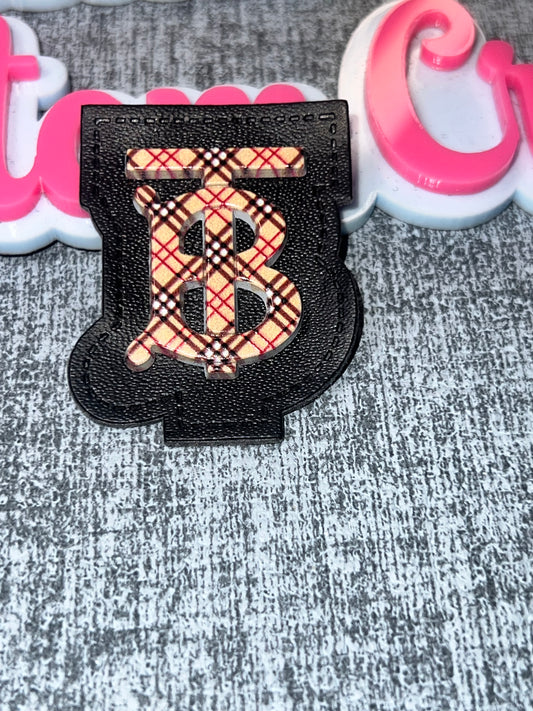 Beige Plaid Monogram Iron-On Tag – Luxe Faux Leather Patch for DIY Crafts