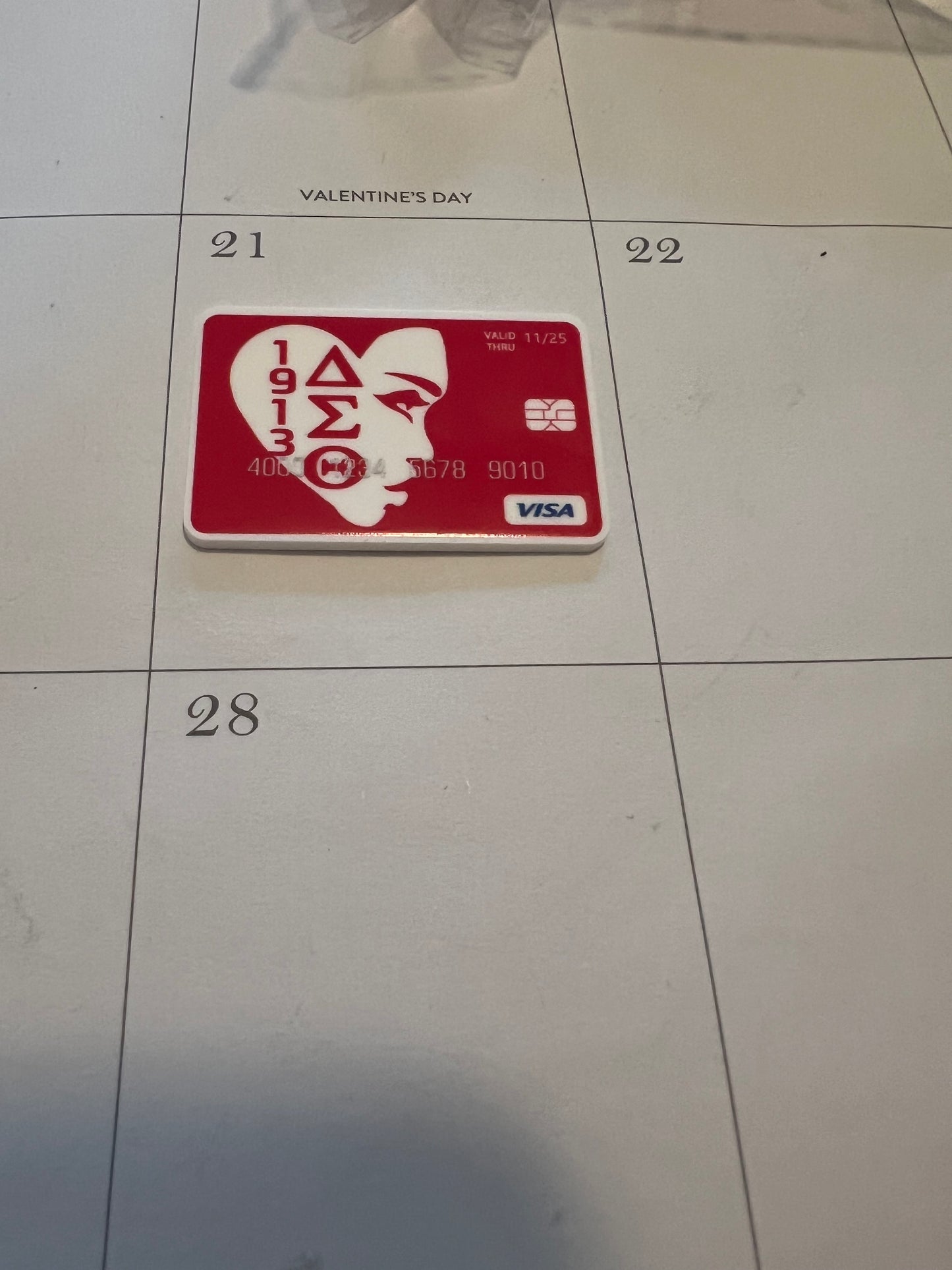 Face Delta card