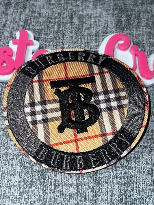Plaid Circle Monogram Patch – Luxury Inspired Embroidered Applique