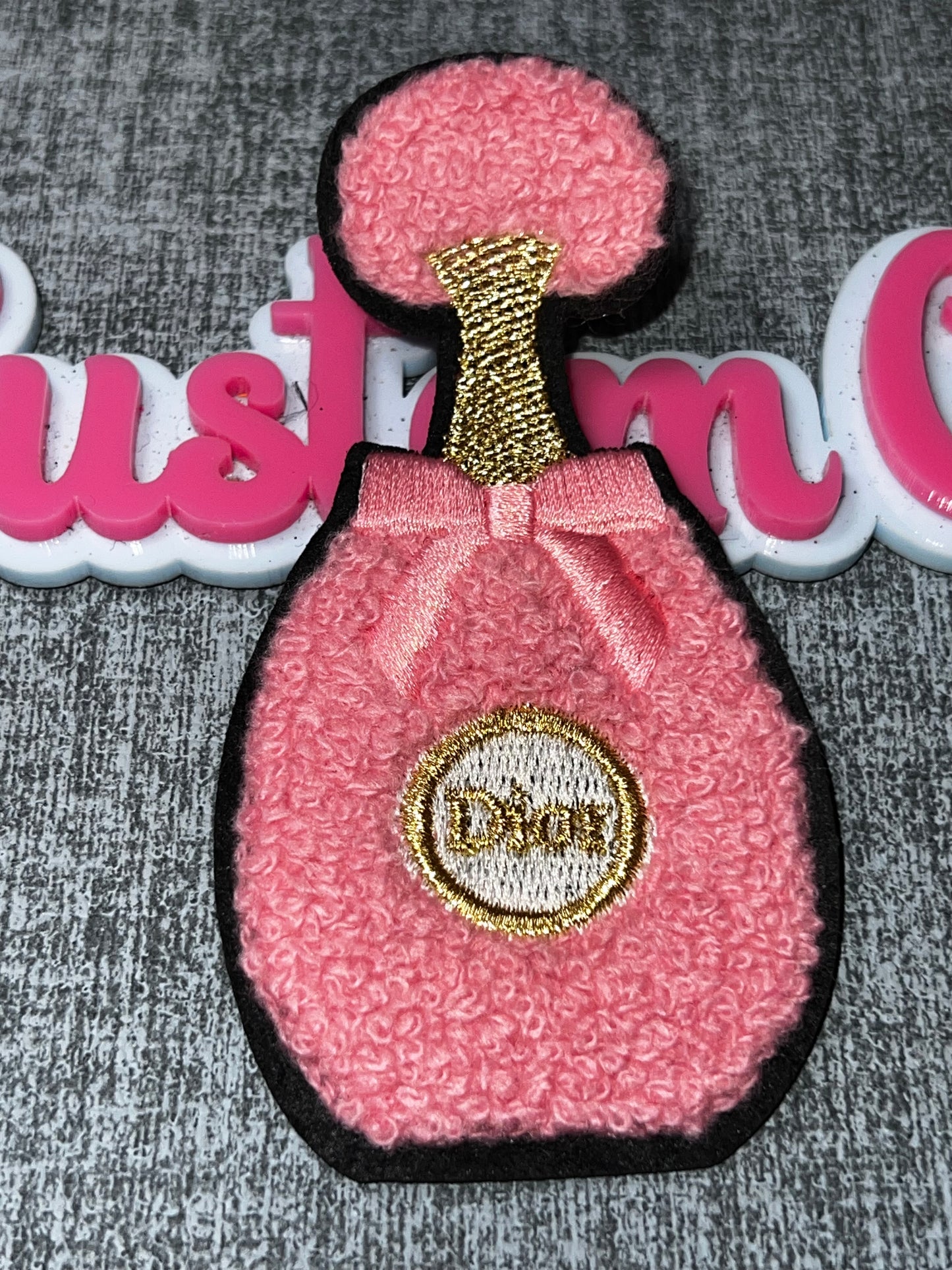 Pink Perfume Bottle Chenille Patch – Fashion Embroidered Iron On Applique