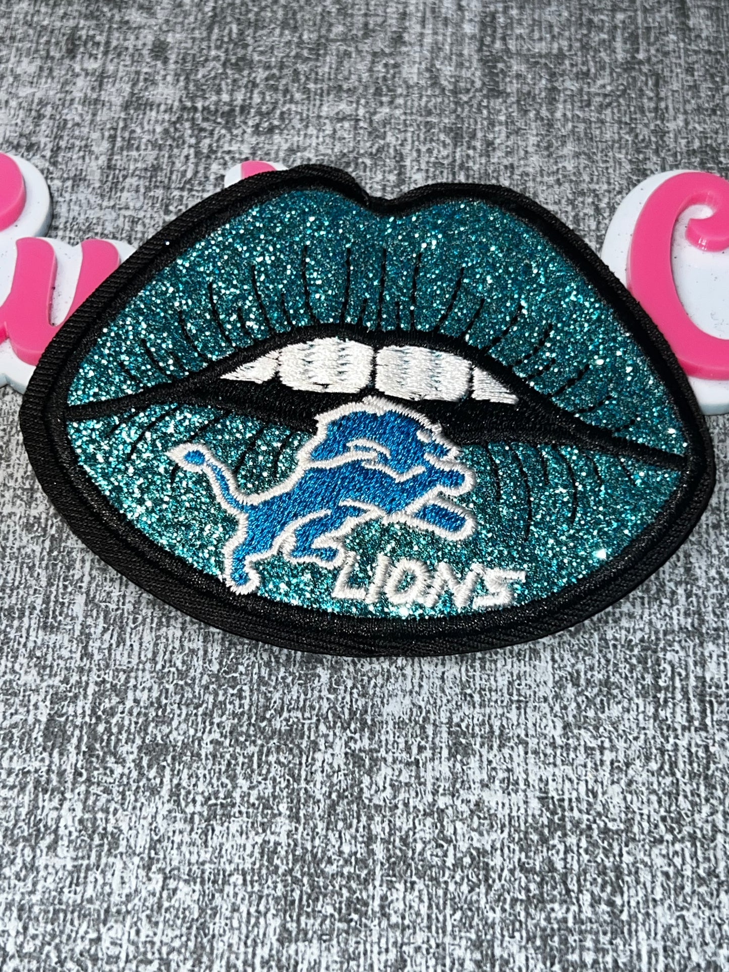 Blue Glitter Lion Lips Patch – Embroidered Iron On Applique