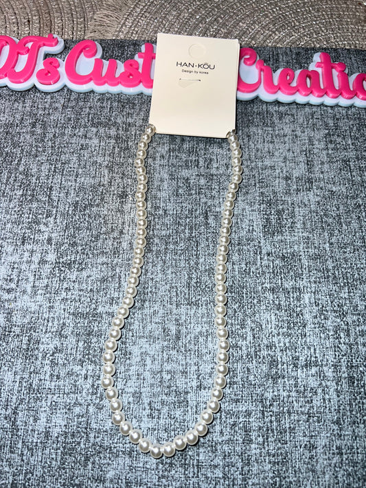 Ivory White Faux Pearl Necklace (Smaller Beads)