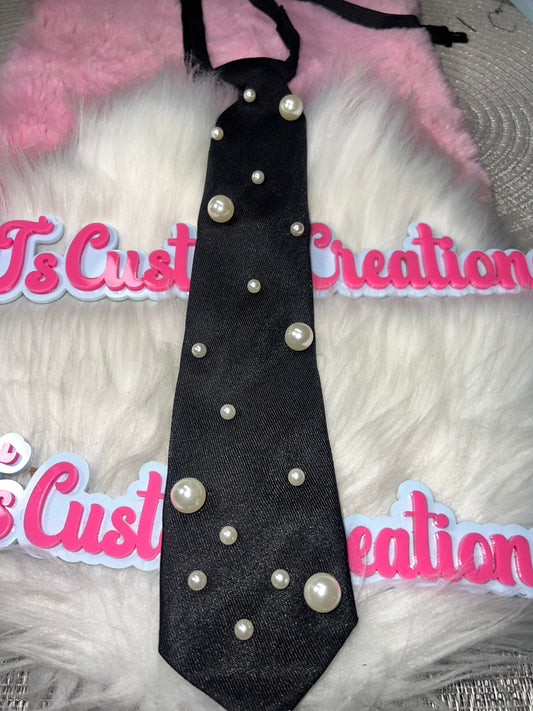 Minimal Pearl Scatter Fashion Tie