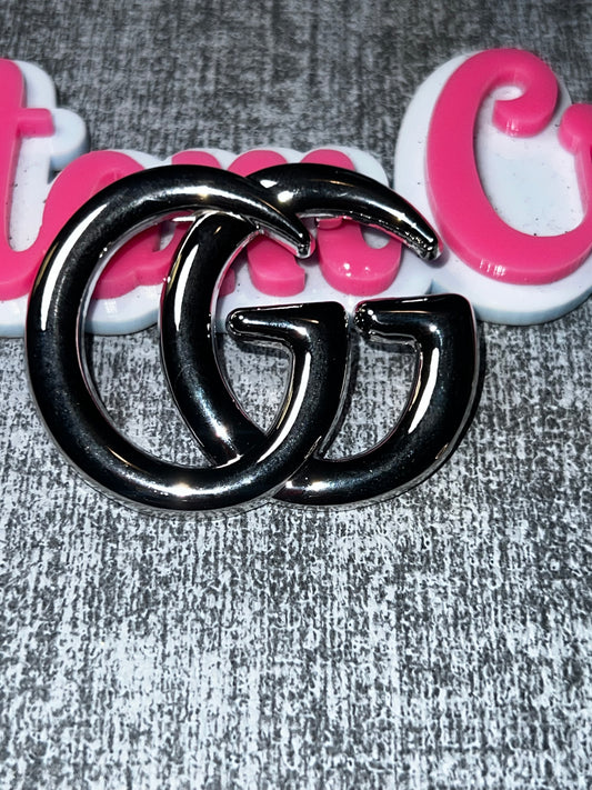 Smooth Double Letter Brooch – Silver Fashion Pin for Jackets, Bags & DIY Projects