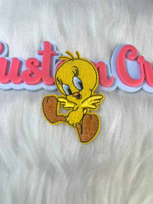 🐤 Tweety Patch (Standing)