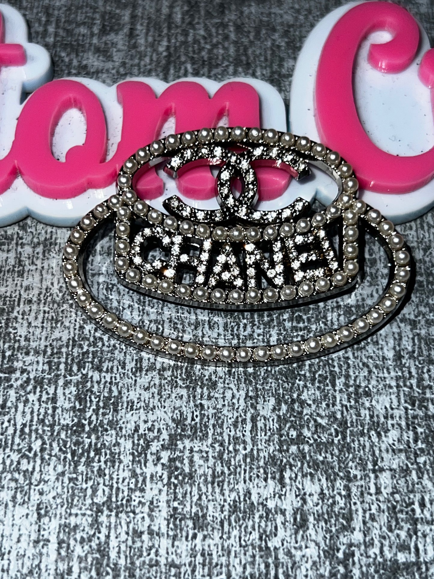 Pearl Fashion Hat Pin Brooch – Glam Decorative Accessory