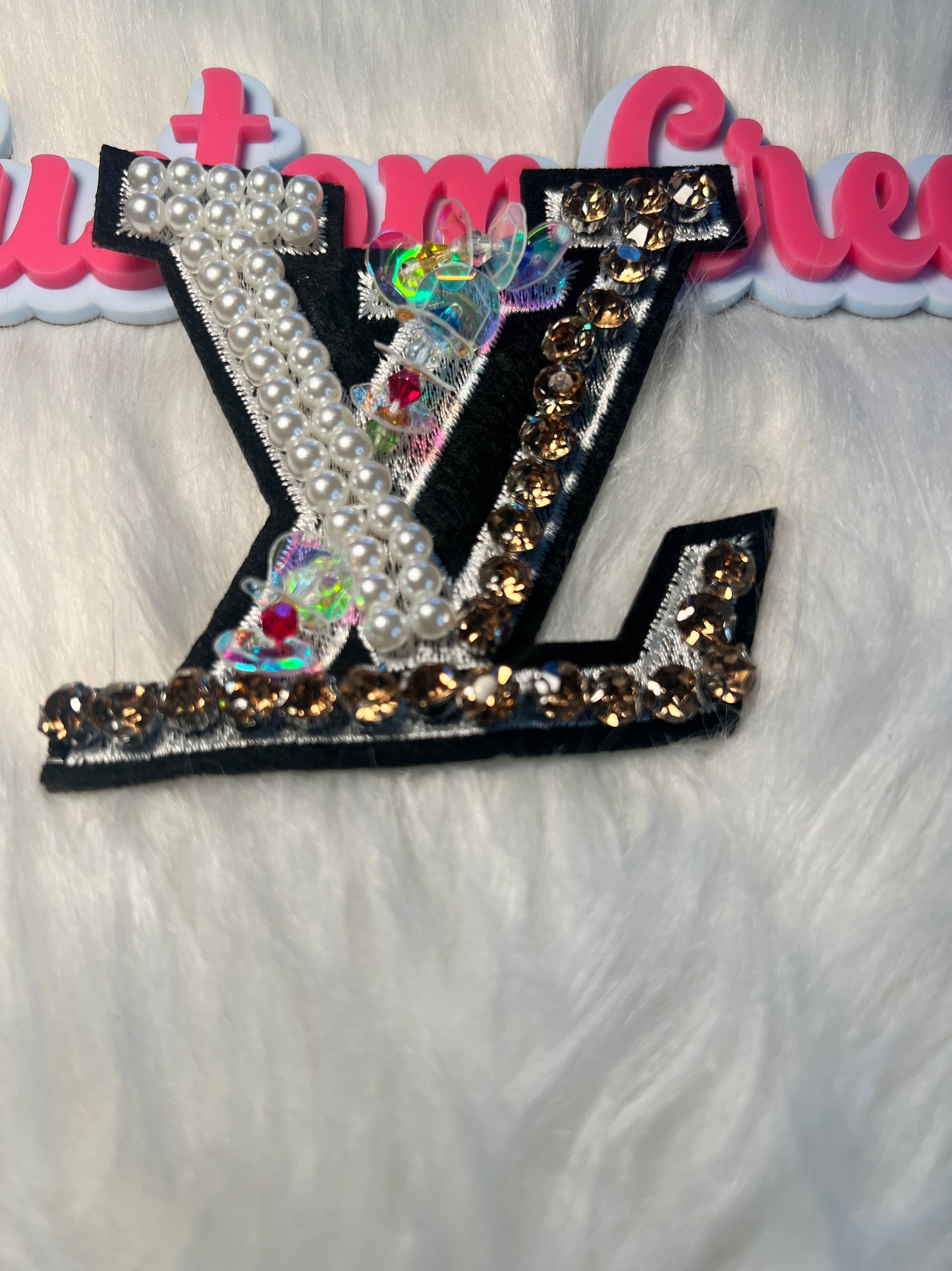 Pearl Flower & Rhinestone LV