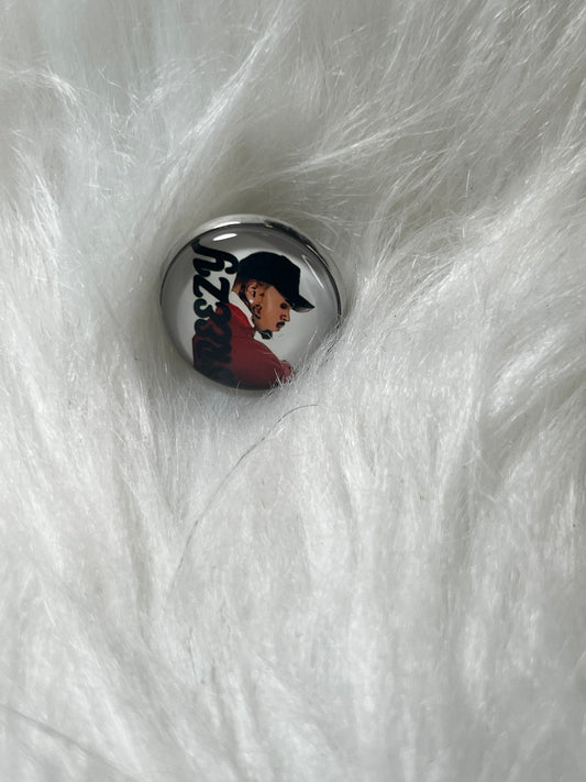 Chris Breezy Pin small Pin
