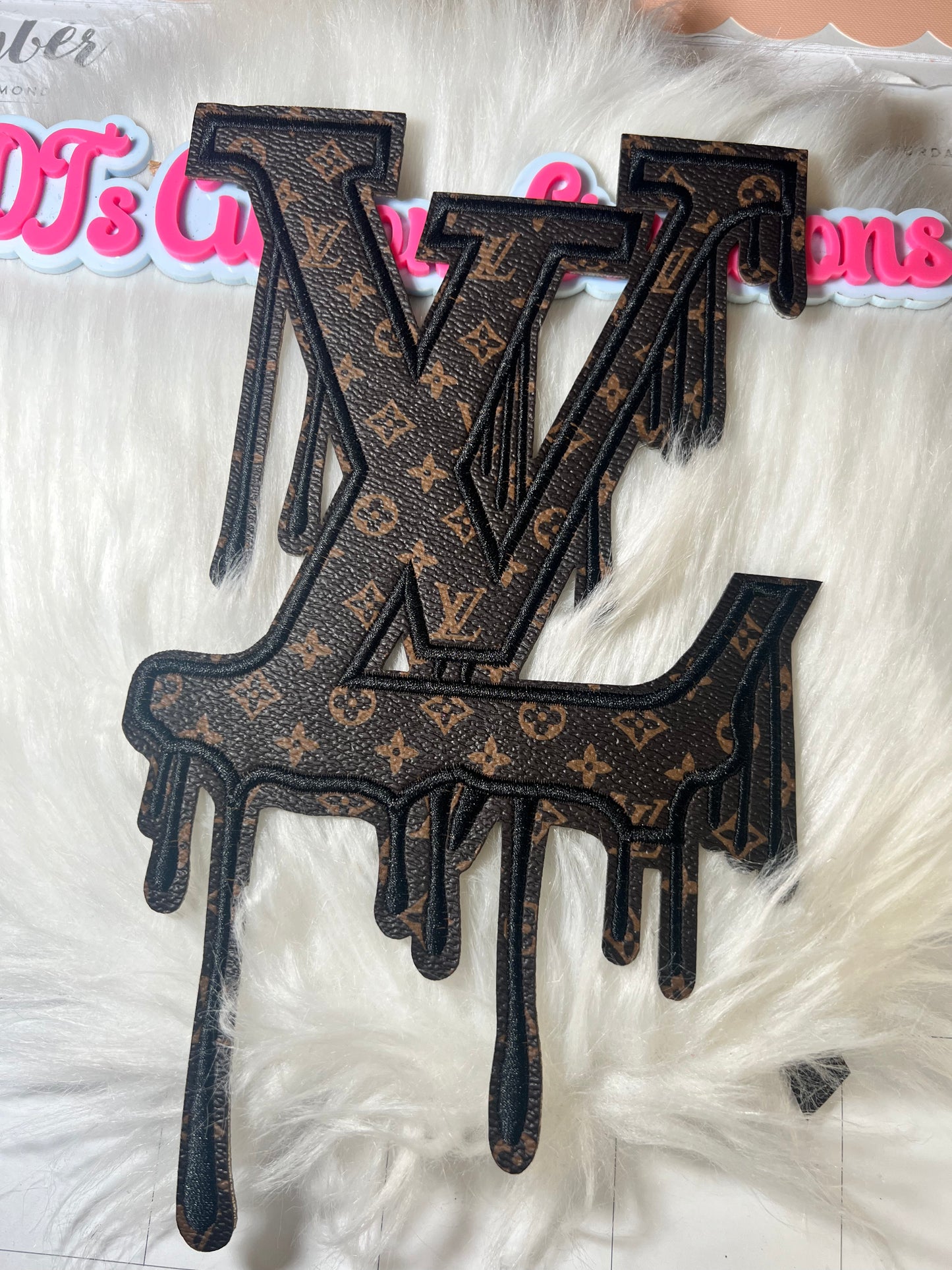 Dripping Faux Leather LV
