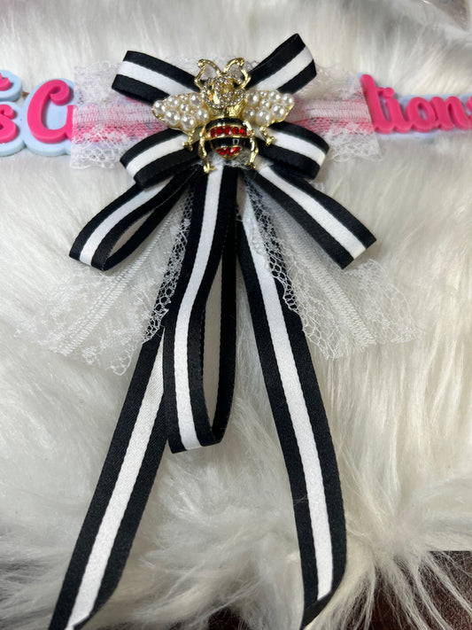 Black White Ribbon GG Brooch