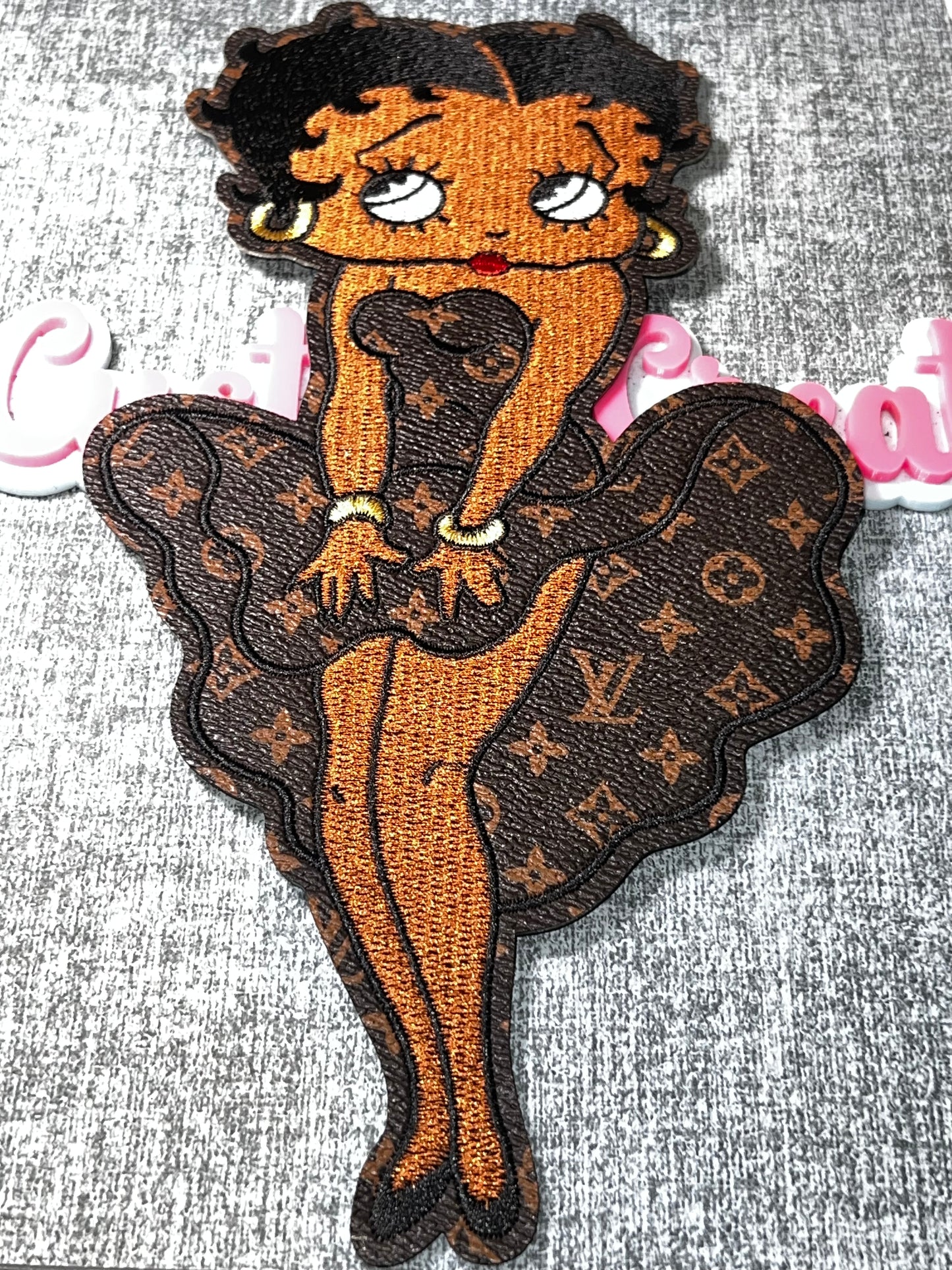 Brown Monogram Glam Girl Embroidered Patch – Fashion Iron On Applique