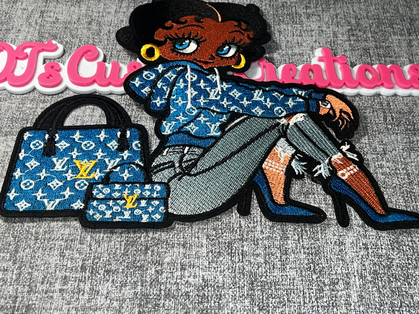Blue Designer Fashion Girl Embroidered Patch – Handbags & High Heels Iron On Applique