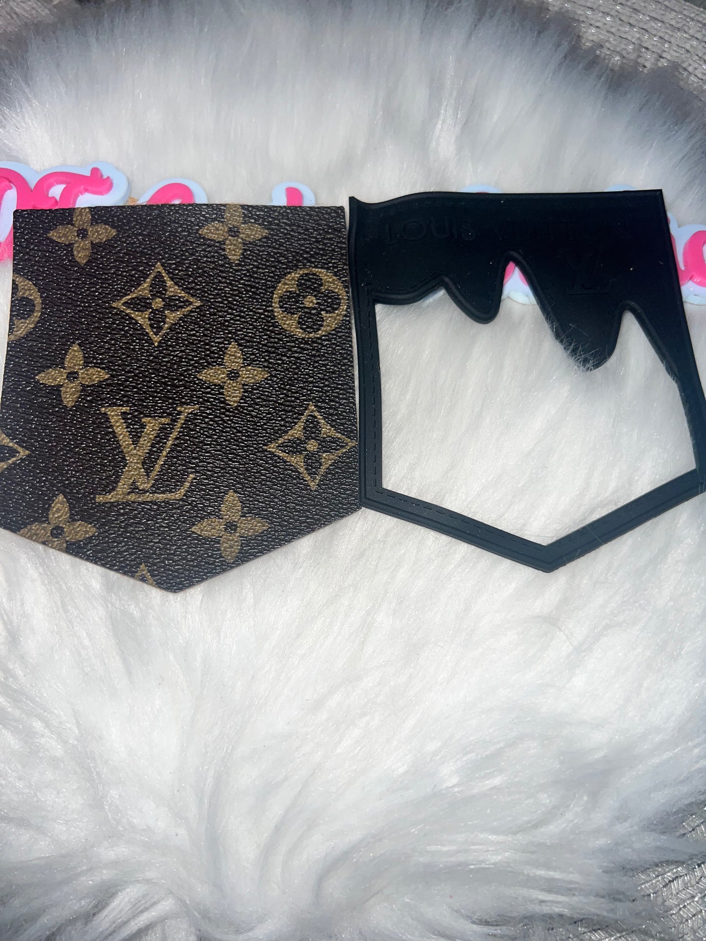 Dripping Pocket LV Patch – Brown/Black