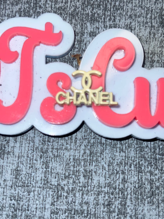 Cream Script Logo Flatback Charm – Luxe Letter Accent for DIY Crafts