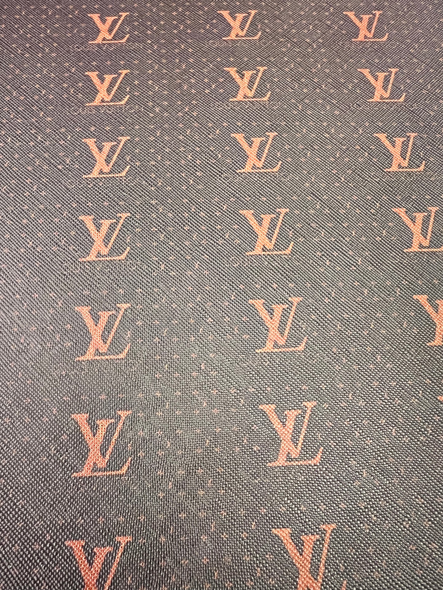 Black  Brown LV