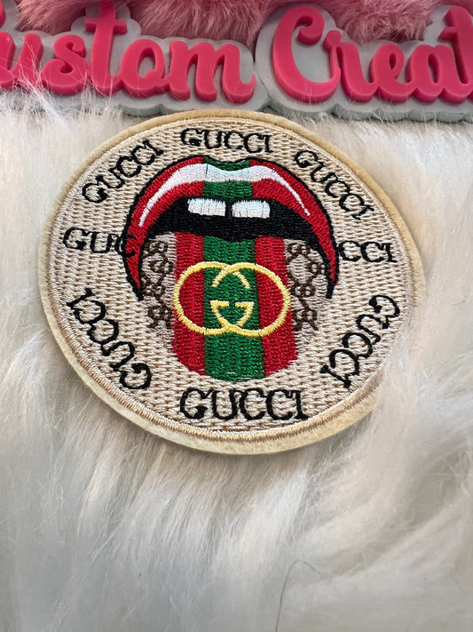 Tan Round Red Green GG Lip