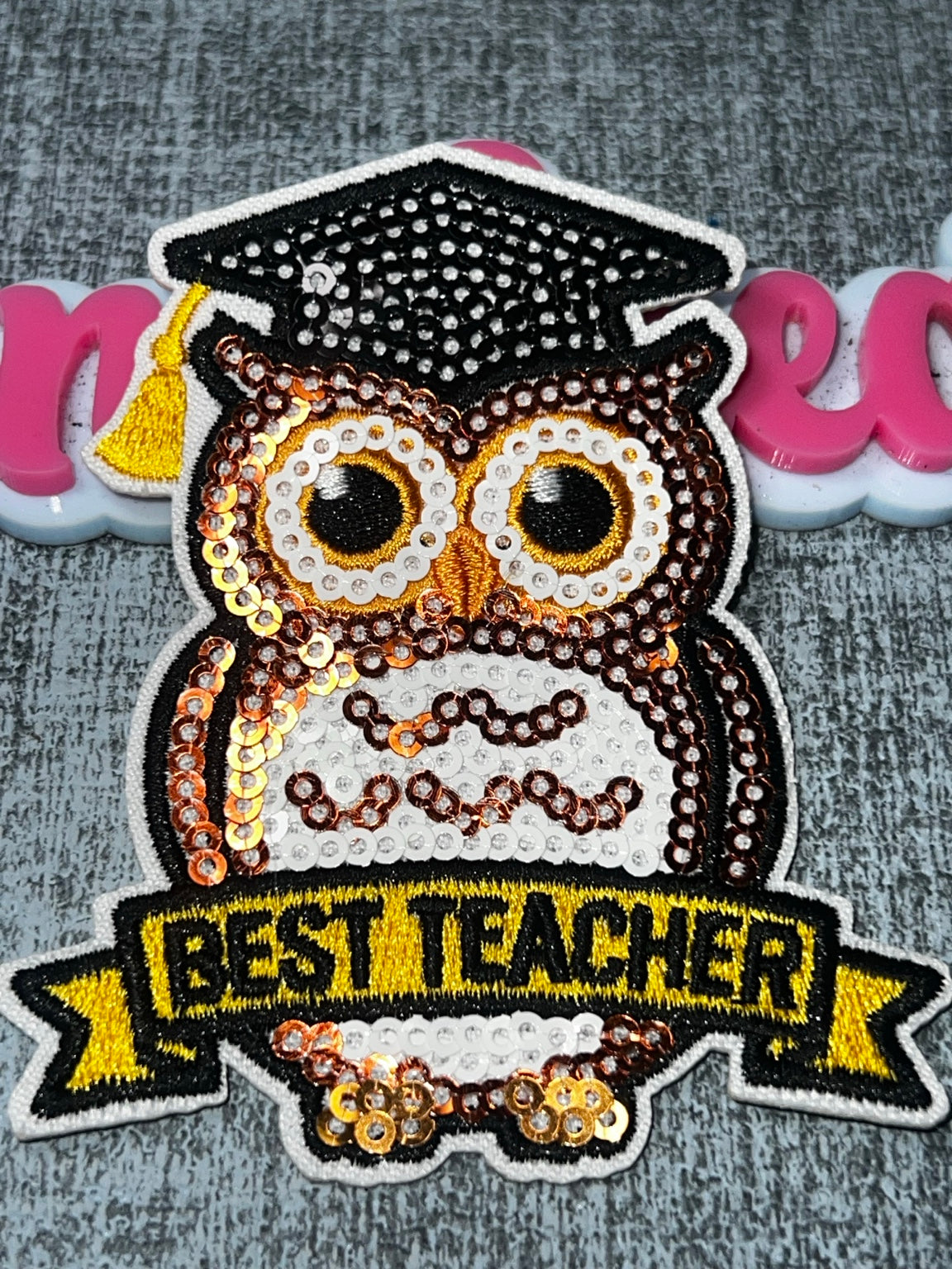 Best Teacher Owl Sequin Patch – Embroidered Iron-On Applique