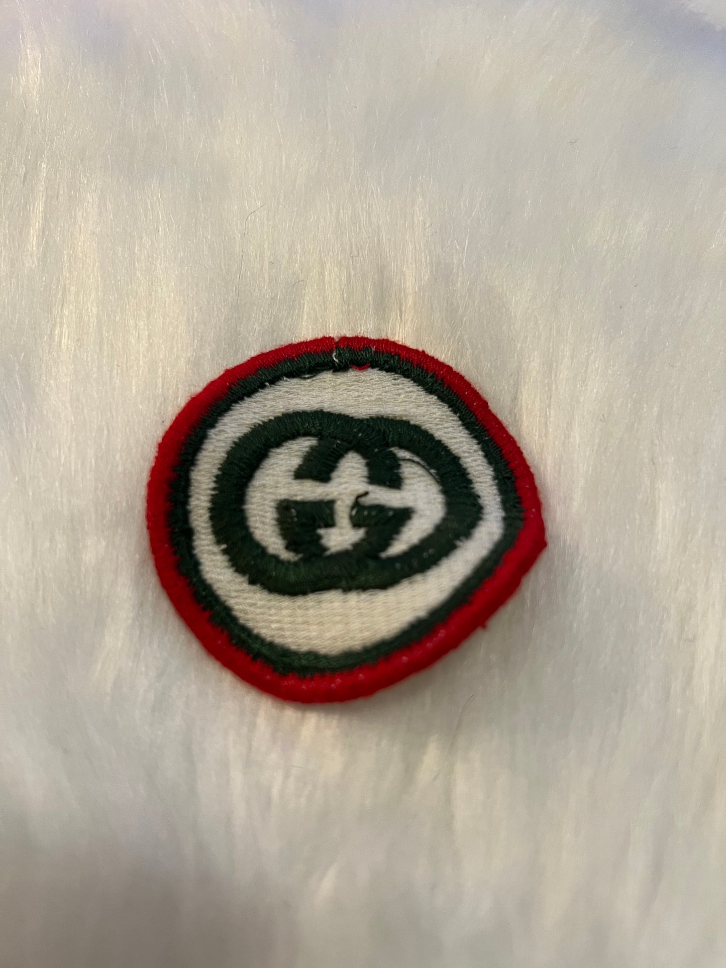 Round Green Red GG