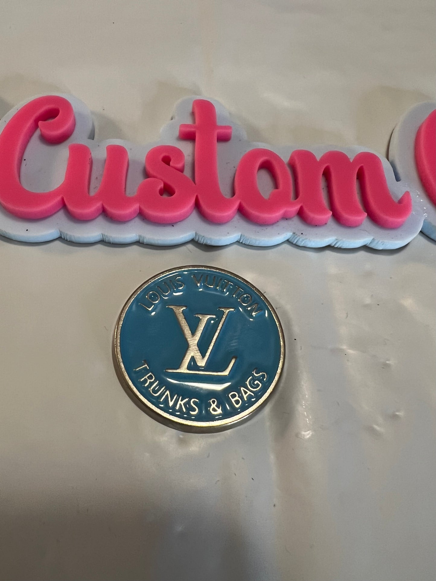 Blue Round LV