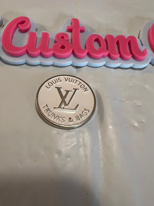 White Round LV