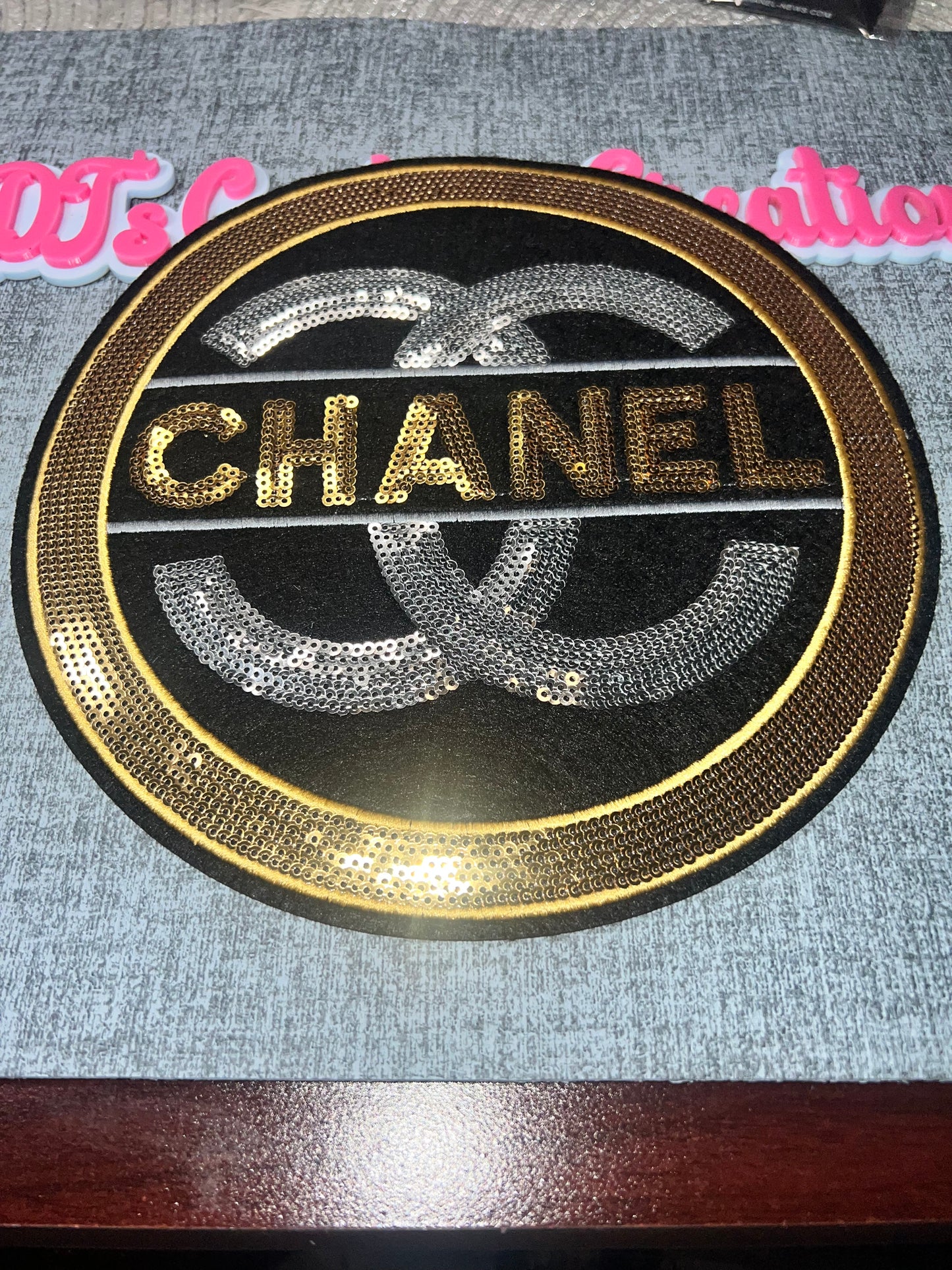 Luxury Inspired Round Emblem Sequin Patch – Iron-On