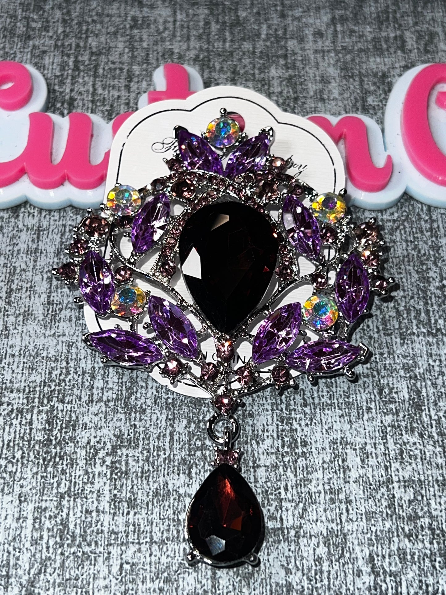 Purple Rhinestone Brooch Pin – Elegant Crystal Statement Jewelry