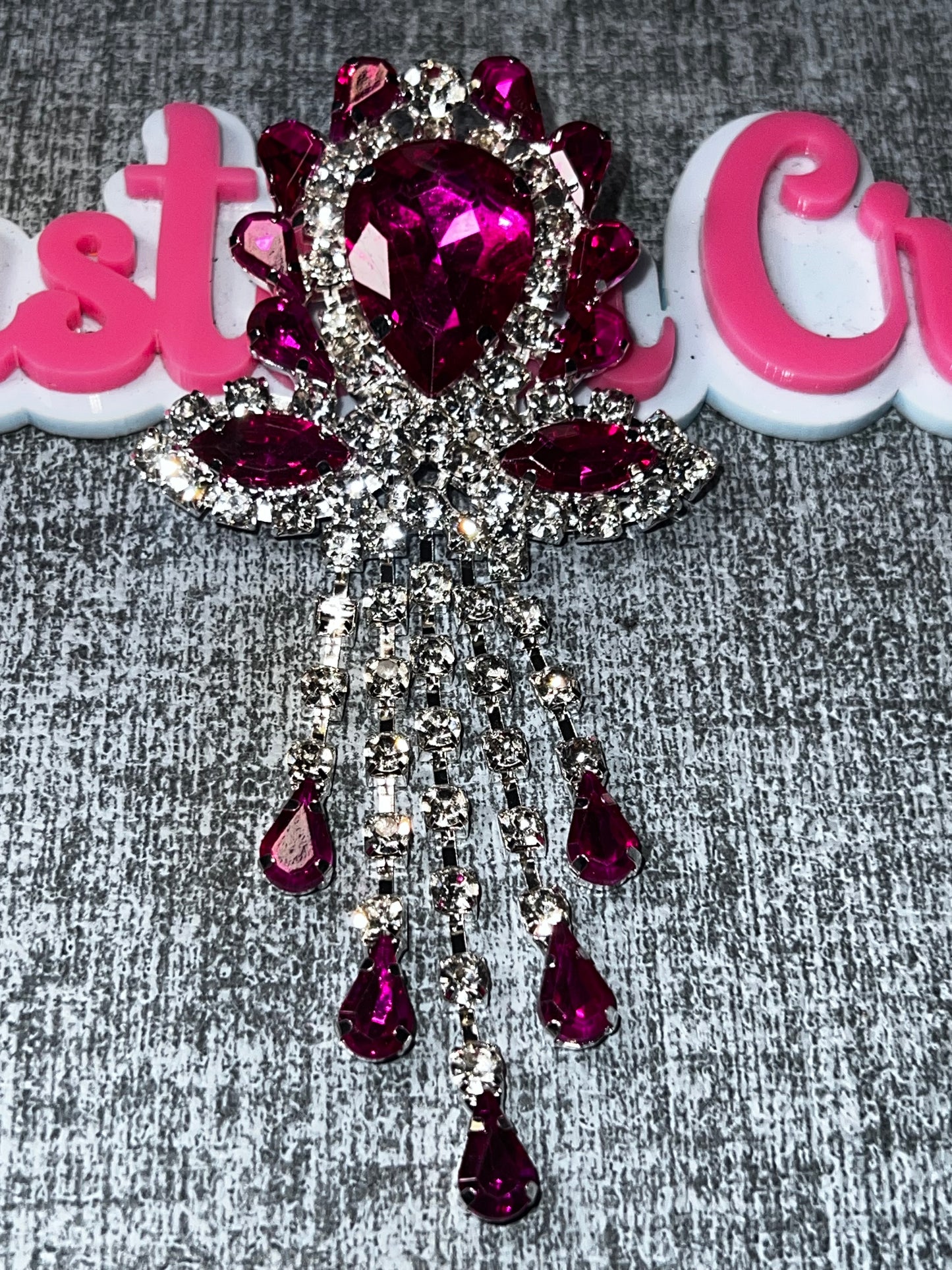 Fuchsia Crystal Tassel Brooch Pin – Glamorous Statement Jewelry