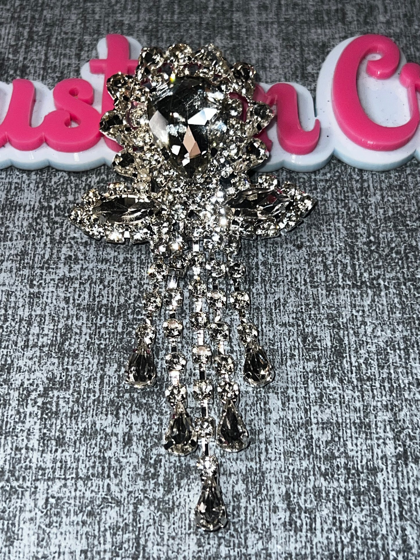 Clear Crystal Tassel Statement Brooch Pin – Elegant Rhinestone Jewelry