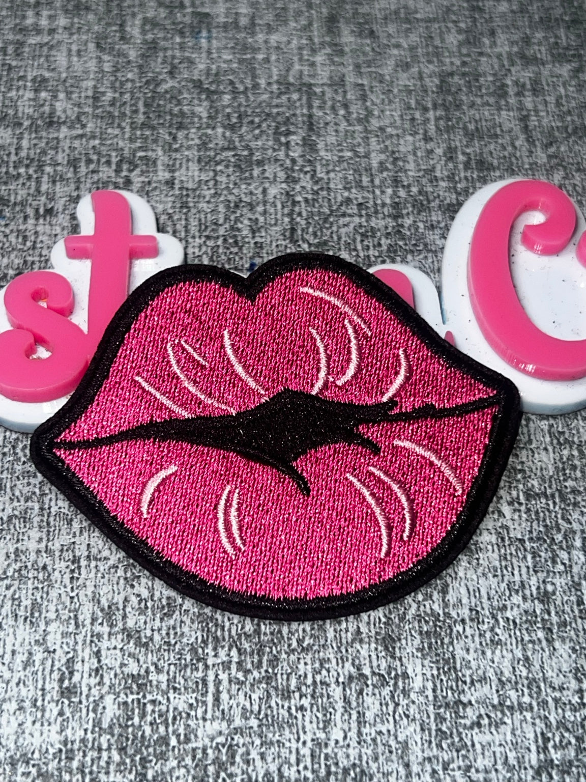Pink lips kiss embroidered patch